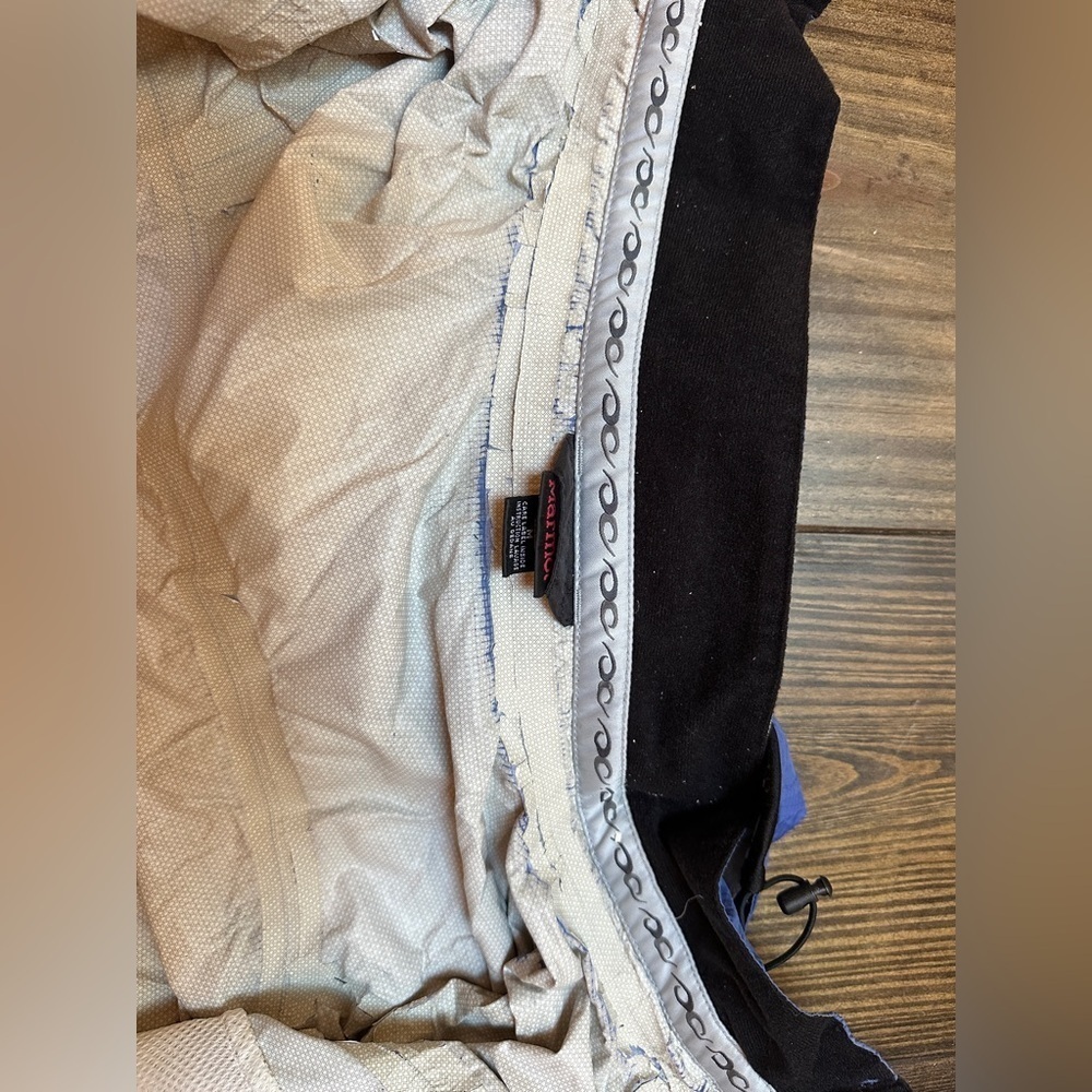 Marmot rain jacket - Picture 5 of 7